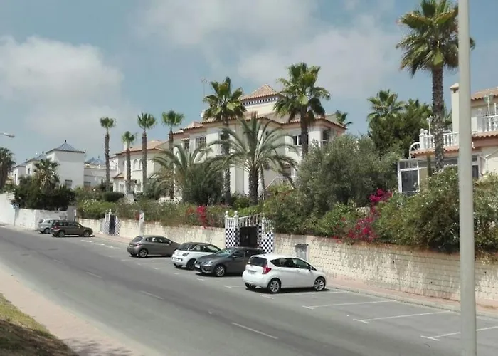 Schoenes Ruhiges Rooftop Mit Grosser Dachterrasse Torrevieja