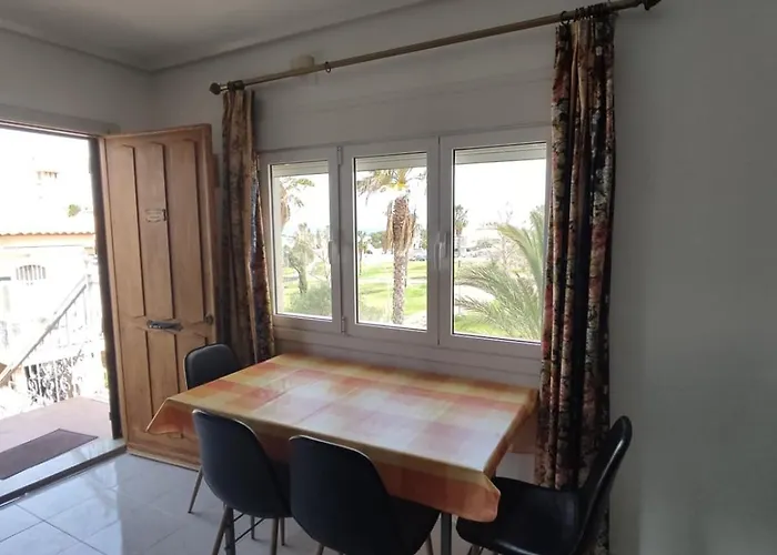 Lägenhet Schoenes Ruhiges Rooftop Mit Grosser Dachterrasse Torrevieja