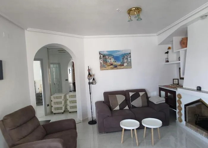 Lägenhet Schoenes Ruhiges Rooftop Mit Grosser Dachterrasse Torrevieja