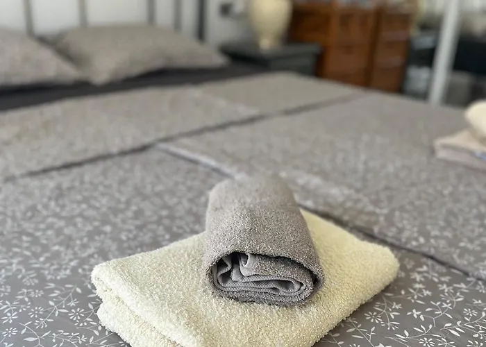 Schoenes Ruhiges Rooftop Mit Grosser Dachterrasse Lägenhet *