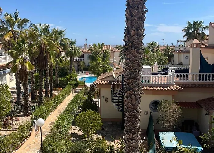 Lägenhet Schoenes Ruhiges Rooftop Mit Grosser Dachterrasse *
