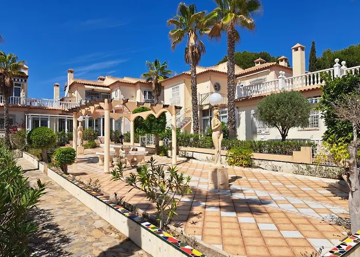 Schoenes Ruhiges Rooftop Mit Grosser Dachterrasse