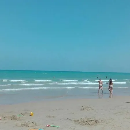 Schoenes Ruhiges Rooftop Mit Grosser Dachterrasse * Торевьиа