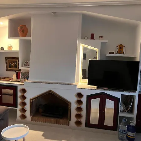 Schoenes Ruhiges Rooftop Mit Grosser Dachterrasse * Торевьиа