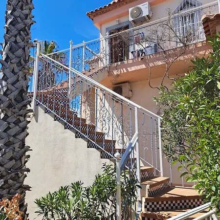 Schoenes Ruhiges Rooftop Mit Grosser Dachterrasse * Торевьиа