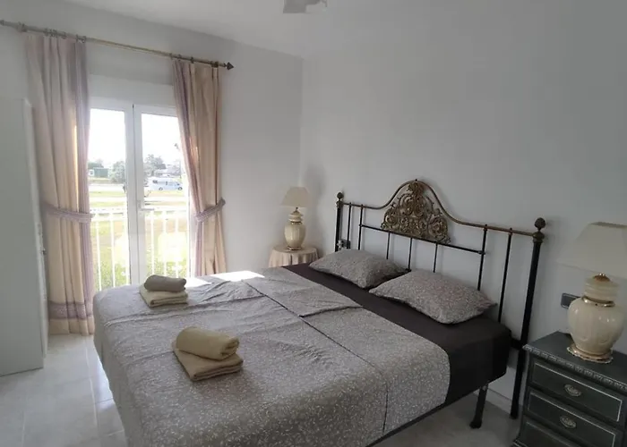 Apartment Schoenes Ruhiges Rooftop Mit Grosser Dachterrasse