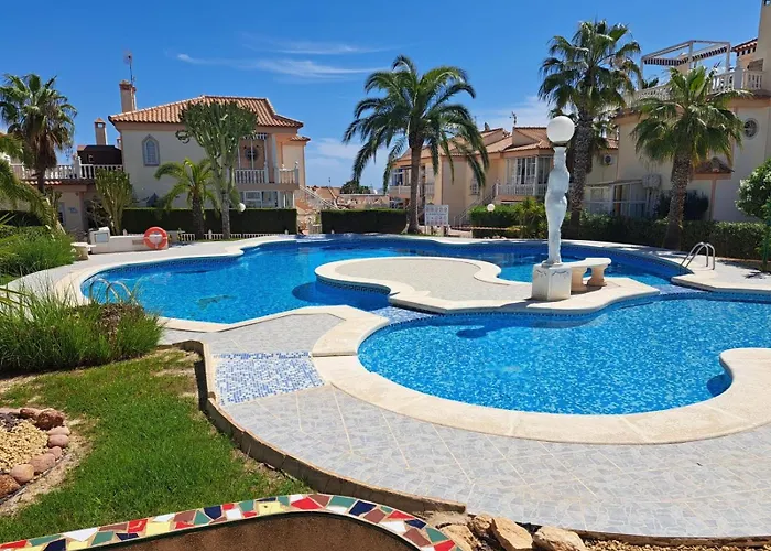 Schoenes Ruhiges Rooftop Mit Grosser Dachterrasse * Torrevieja